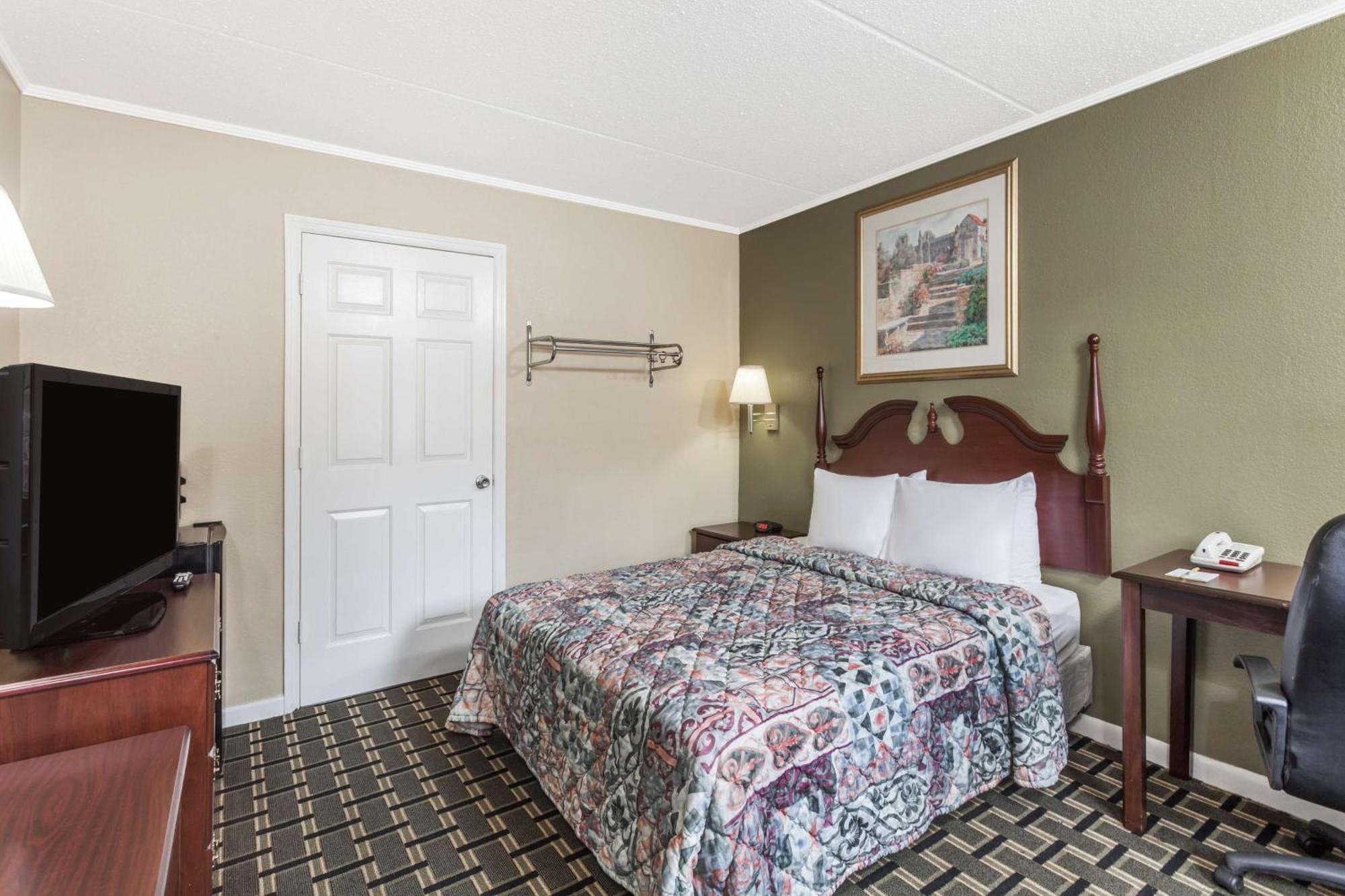 Days Inn By Wyndham Lenoir City Ngoại thất bức ảnh