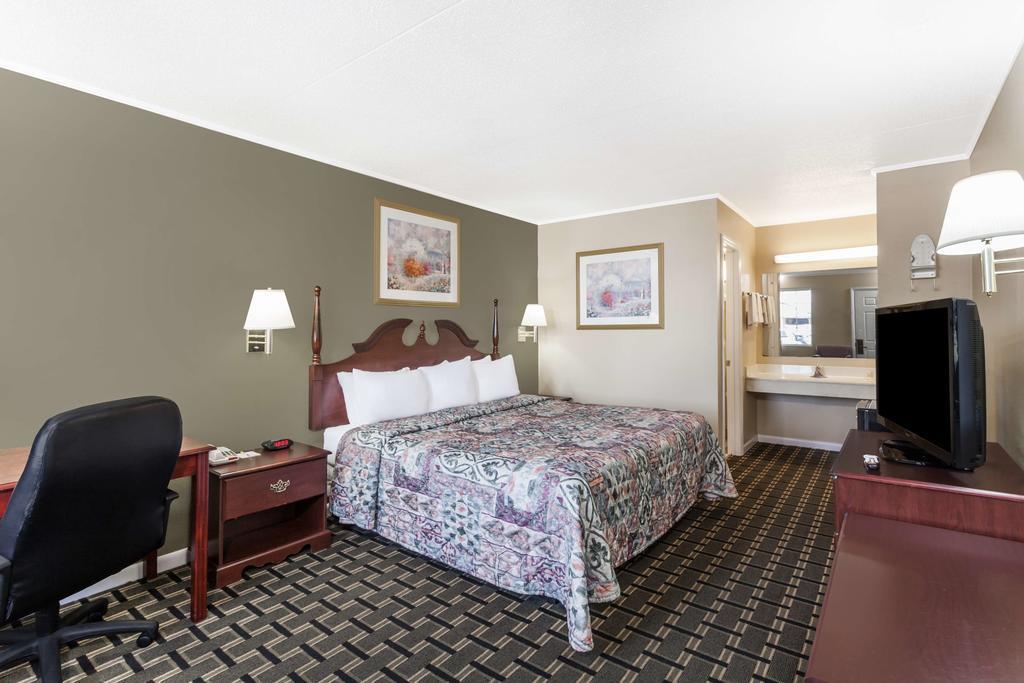 Days Inn By Wyndham Lenoir City Ngoại thất bức ảnh